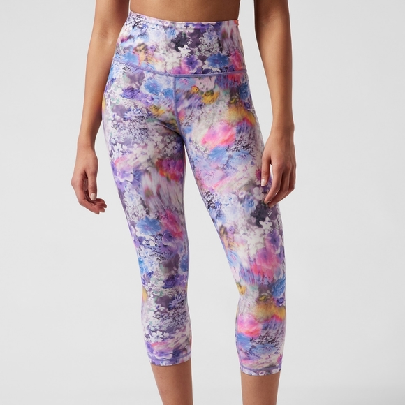 Athleta Elation Capri - Picture 1 of 3